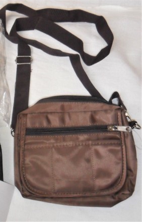 Очень удобная и стильная сумка через плечо или пояс (по необходимости есть крепл. . фото 2