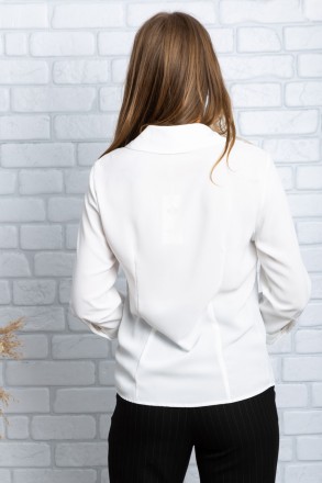 
Легкая блузка-рубашка Mer, производство Турция. Цвет блузки белый. Материал блу. . фото 5