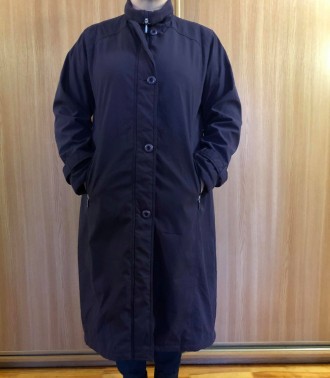 Продам простое женское демисезонное пальто.

Состояние - практически новое (на. . фото 2