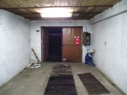 Капитальный гараж 28 м² (7х4) в кооперативе "Лада" (р-н Богдана) под легковое ав. Смела. фото 3
