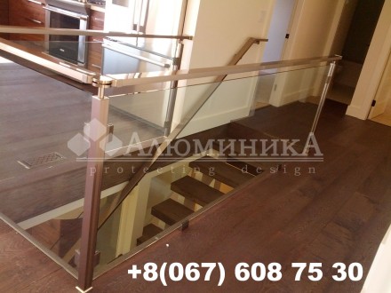 Стеклянные ограждения для лестниц и балкона. Цельностеклянные ограждения -стекло. . фото 9