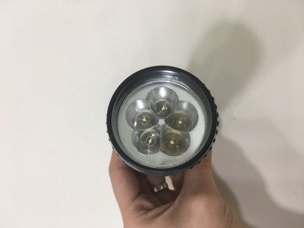 Фонарик – небольшой ручной фонарик, который может использоваться в качестве авто. . фото 5