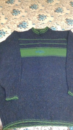 Продам мужской свитер темно-синего цвета с зелеными полосами. Шерсть. На размер . . фото 6