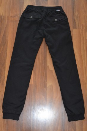 Черные котоновые школьные брюки для мальчика на флисе
Пояс на широкой мягкой рез. . фото 6