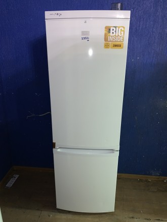Основні характеристики

Тип холодильника Двокамерний
Загальний об'єм хол. . фото 2
