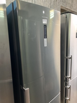 Основні характеристики

Тип холодильника Двокамерний
Загальний об'єм хол. . фото 10