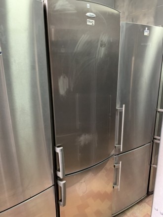 Основні характеристики

Тип холодильника Двокамерний
Загальний об'єм хол. . фото 7