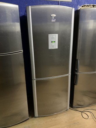 Основні характеристики

Тип холодильника Двокамерний
Загальний об'єм хол. . фото 12