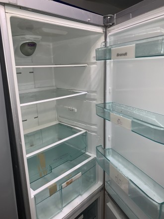 Основні характеристики

Тип холодильника Двокамерний
Загальний об'єм хол. . фото 3