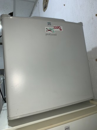 Тип холодильника однокамерний.
Колір білий
Клас енергоспоживання A++
Морозиль. . фото 5