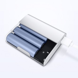 Аккумулятор зарядное PowerBank 10400 SilverПортативный аккумулятор Power Bank 10. . фото 3