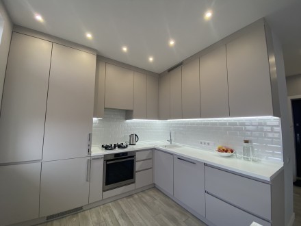 Продам 2 кімнатну квартиру з ВЕЛИКИМ БАЛКОНОМ!. Ирпень. фото 1 Продам 2 кімнатну квартиру з ВЕЛИКИМ БАЛКОНОМ!. Ирпень. фото 1