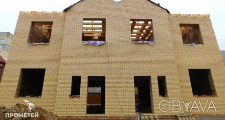 Продаю 2 поверховий дім з гаражем і ділянкою на 3 сотки в районі Словянка