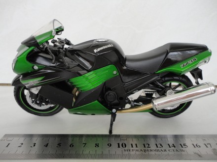 Продам хорошої якості моделі мотоциклів фірми виробник New Ray

1. 1:12 Kawasa. . фото 4