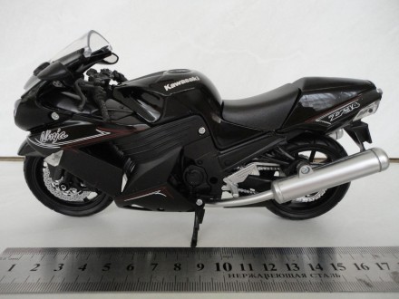 Продам хорошої якості моделі мотоциклів фірми виробник New Ray

1. 1:12 Kawasa. . фото 8