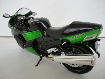 Продам хорошої якості моделі мотоциклів фірми виробник New Ray

1. 1:12 Kawasa. . фото 5