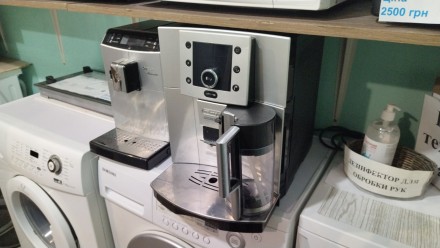 Кавомашина DELONGHI PERFECTA CAPPUCCINO, б/в з Німеччини. . фото 3 Кавомашина DELONGHI PERFECTA CAPPUCCINO ESAM 5500
в гарному стані.
Проведен. . фото 3