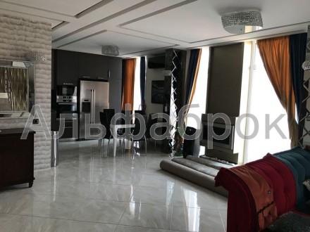 4-комнатная квартира, 125 м.кв.. Киев. фото 1 4-комнатная квартира, 125 м.кв.. Киев. фото 1