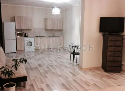 1-комнатная квартира, 60 м.кв.. Киев. фото 1 1-комнатная квартира, 60 м.кв.. Киев. фото 1