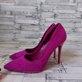 Туфли Comer розовые фуксия на шпильке
в идеальном состоянии
Размер 38,по стельке. . фото 5