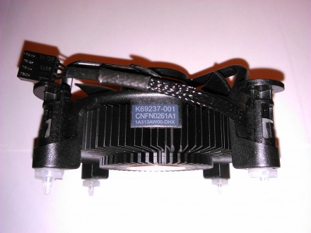 БЕЗ ТОРГА!

Продаю НОВЫЕ, оригинальные кулера + радиатор Intel из комплектов с. . фото 5