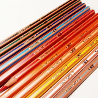 Стан: Б/В Гарний
Тип: Кольорові олівці
Бренд: Tropicolors 2
Виробник: BIC
Кр. . фото 2