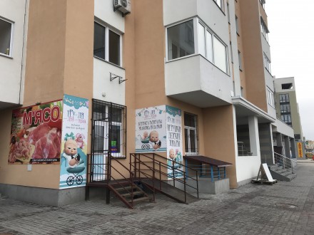 40-20 м2 1 эт, Данченко н/ф, фасад рядом Липинка. Виноградарь. фото 5 40- 20-13 м2 1 эт, зараз є 2 окремих кабинета Данченко н/ф, фасад рядом Липинка. Виноградарь. фото 5