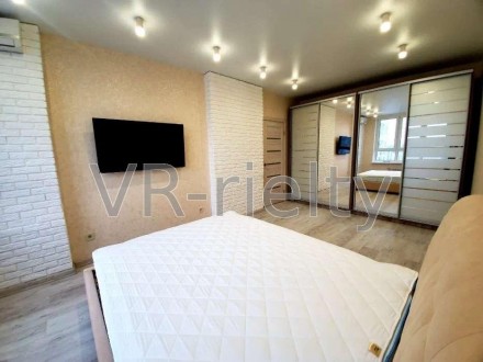 1-комнатная квартира, 43 м.кв.. Киев. фото 1 1-комнатная квартира, 43 м.кв.. Киев. фото 1