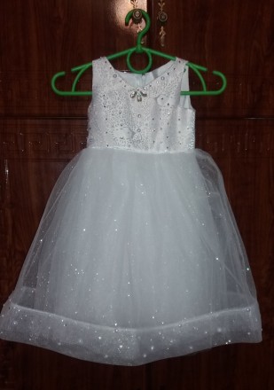 Детское нарядное платье "Краля" (белое / блеск) - праздничное моднейше. . фото 2