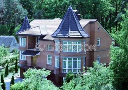 Продается отличный дом в "Пуща-Водица", общая площадь дома 480 м², 3 этажа
Живоп. Пуща-Водица. фото 3