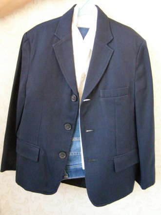 Темно-синего цвета в отличном состоянии : пиджак 134/72, жилет и брюки. Длина бр. . фото 4