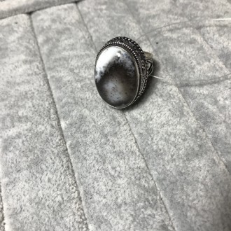 Очень красивое кольцо с натуральным дендритовым опалом в серебре.
Размер 19,3.
А. . фото 6