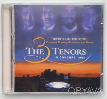 The 3 Tenors (Pavarotti, Domingo, Carreras) in concert 1994.

 

Звук чистый. . фото 1