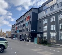 Офисы, 300 м.кв.. Центр. фото 7 Аренда просторного офиса в центре Киева в Бизнес центре класса " В + " по адресу. Центр. фото 7