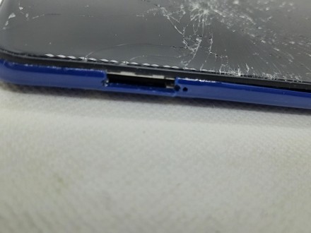
Смартфон б/у Xiaomi Redmi 8 4/64 Blue на запчасти #8140
- в ремонте был
- экран. . фото 6