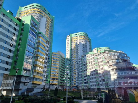 Продам 1 комнатную квартиру 45 кв.мм на ул.Вышгородской 45. Киев. фото 1 Продам 1 комнатную квартиру 45 кв.мм на ул.Вышгородской 45. Киев. фото 1