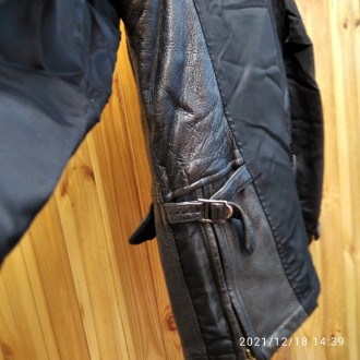 Куртка мужская кожанная "BOSS" с подстежкой и откидным воротником, спи. . фото 5