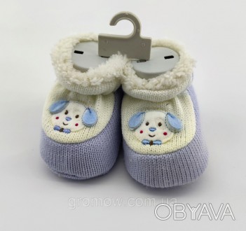 
Пинетки обувь для новорожденного. Для мальчика. Сделаны из вязки, украшены аппл. . фото 1
