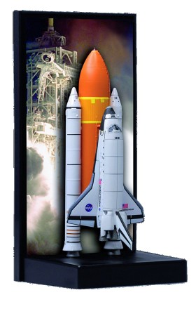 Сборная модель "Космический шаттл ENDEAVOUR", Dragon, 56375. Киев. фото 1 Сборная модель "Космический шаттл ENDEAVOUR", Dragon, 56375. Киев. фото 1