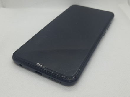 
Смартфон б/у Xiaomi Redmi 8 4/64GB Onyx Black #8157 на запчасти
- в ремонте не . . фото 5