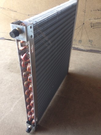 Радиатор – конденсатор комбайна кондиционера
Шаг ламелей 6мм, вход 3/4-16. . фото 7