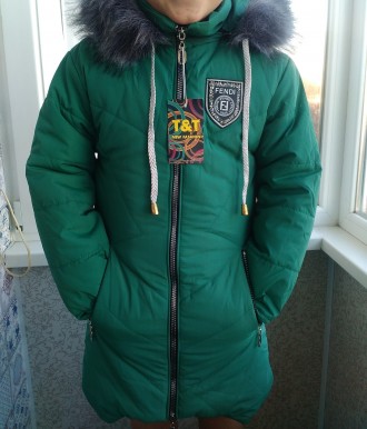 Зимняя куртка-пальто на девочек. Цвет - зеленый 
Модель классическая прямая, сза. . фото 3