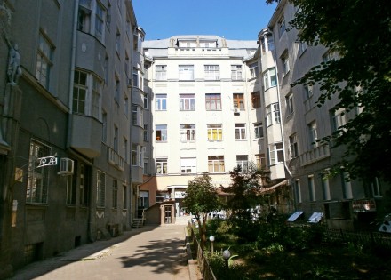 Продам 5-кімнатну квартиру, вулиця Римарська, 19, будинок - пам`ятка архітектури. Центр. фото 3
