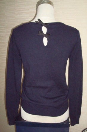 Стильный  красивый женский ажурный свитер от известного бренда, впереди красивая. . фото 5