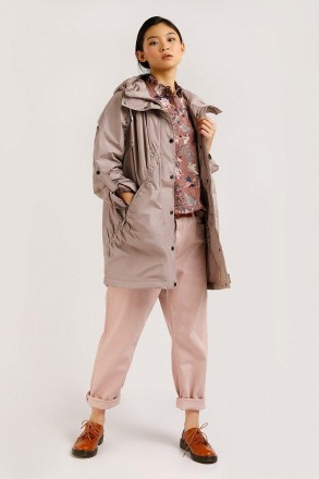 Женская демисезонная куртка Finn Flare со скрытой застежкой на молнию и кнопки. . . фото 4