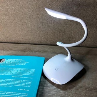 Светодиодная офисная лампа UFT на гибкой ножке - найдет свое место на письменном. . фото 4