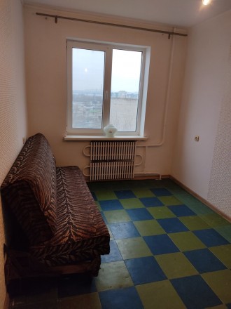 Квартира находится на ул Дементьева, с раздельными комнатами, в наличии есть див. Амур. фото 18
