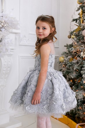 Шикарное детское нарядное платье с 3Д вышивкой.
Рост 116-122.

Подойдут абсол. . фото 6