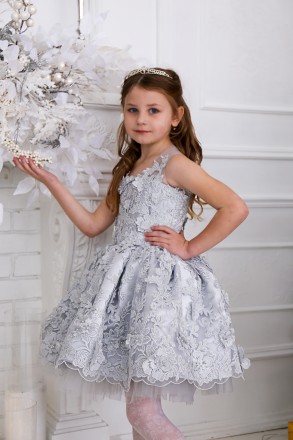 Шикарное детское нарядное платье с 3Д вышивкой.
Рост 116-122.

Подойдут абсол. . фото 5