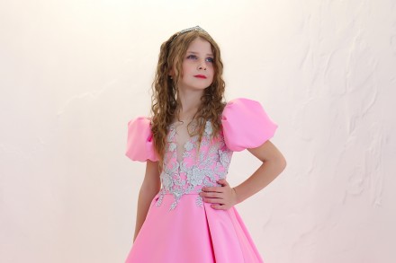 Детское нарядное платье для принцесс.
Рост 122-128.

Подойдут абсолютно на лю. . фото 3